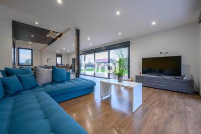 Maison - 154 m² - 5 pièces