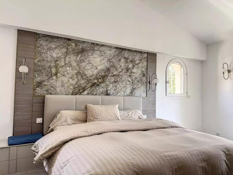 Maison - 400 m² - 10 pièces