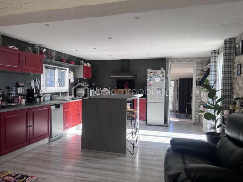 Propriété - 120 m² - 6 pièces