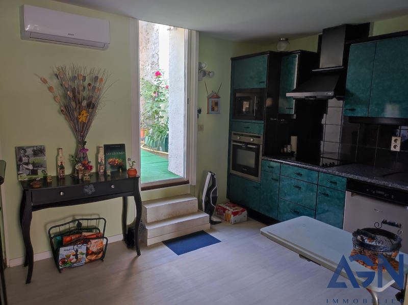 Maison - 180 m² - 5 pièces