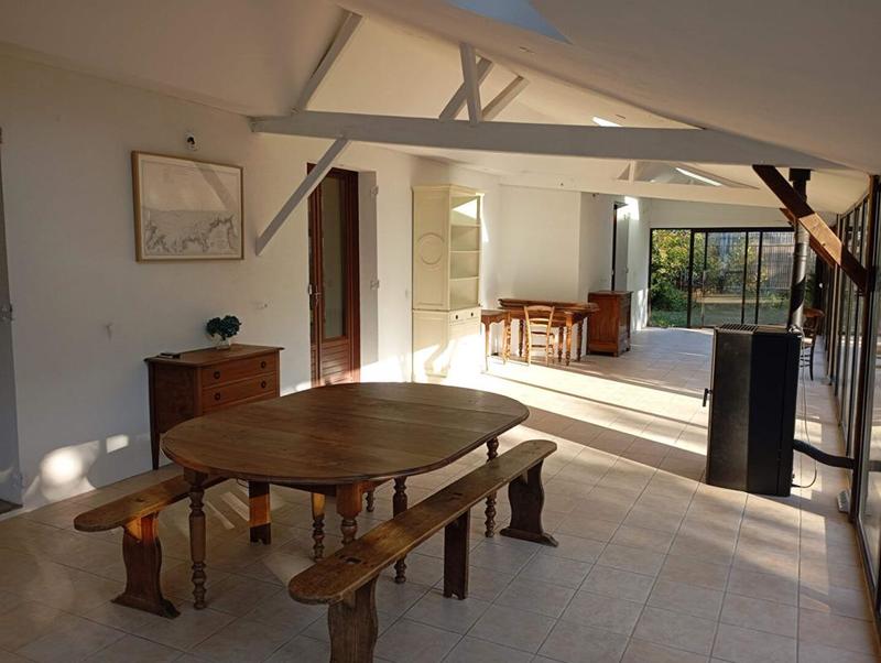 Maison - 254 m² - 12 pièces