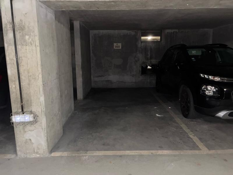 Parking / Garage - 149 m²
