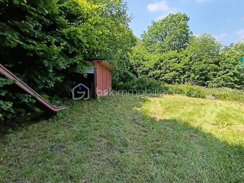 Maison - 225 m² - 7 pièces