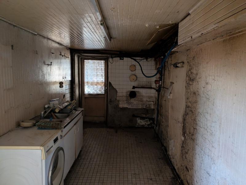 Maison - 250 m² - 7 pièces