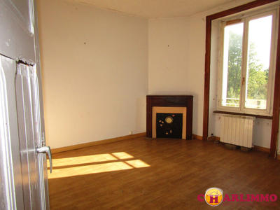 Maison traditionnelle - 115 m² - 7 pièces