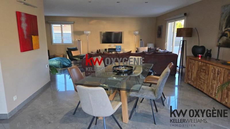 Villa - 153 m² - 4 pièces