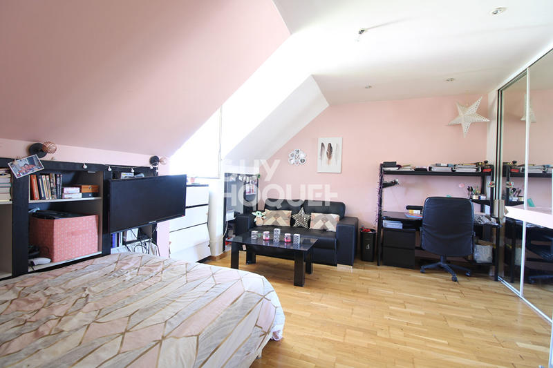 Maison - 130 m² - 6 pièces