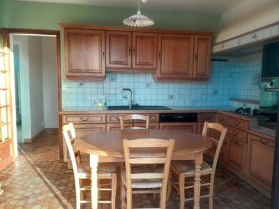 Maison - 151 m² - 7 pièces