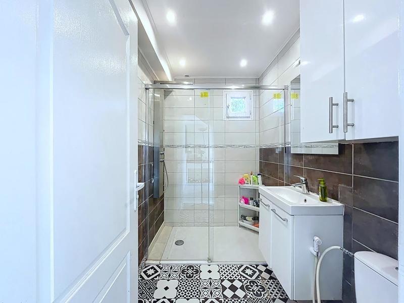 Maison - 165 m² - 7 pièces