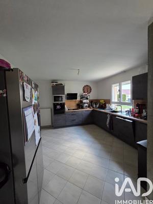 Maison - 144 m² - 6 pièces