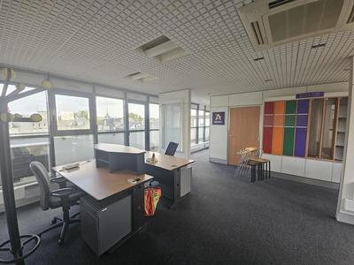 Bureau - 200 m²