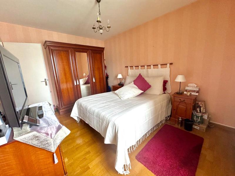 Appartement - 110 m² - 5 pièces