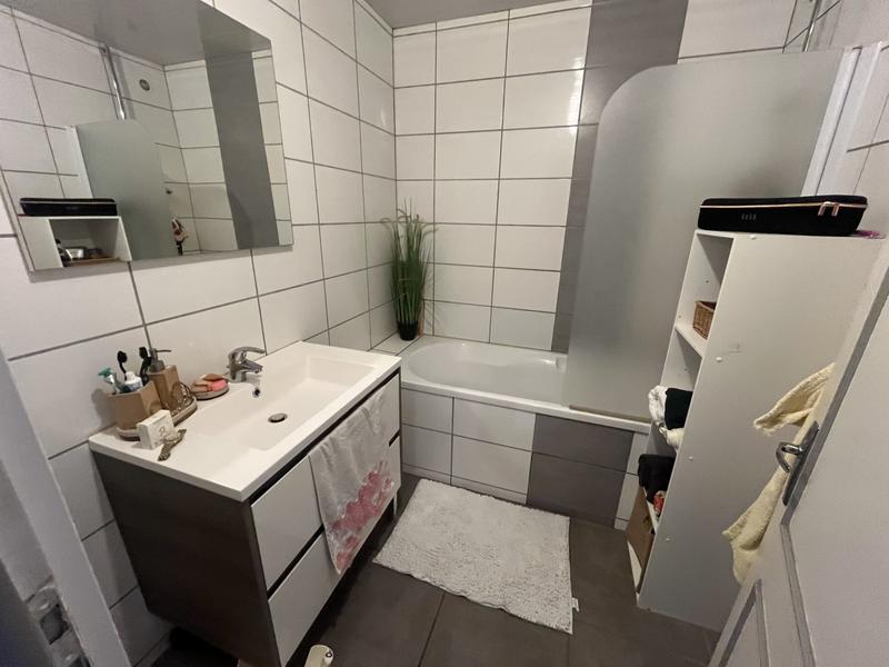 Appartement - 85 m² - 3 pièces