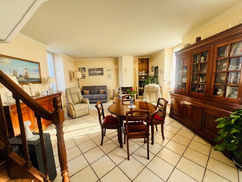 Maison - 98 m² - 3 pièces