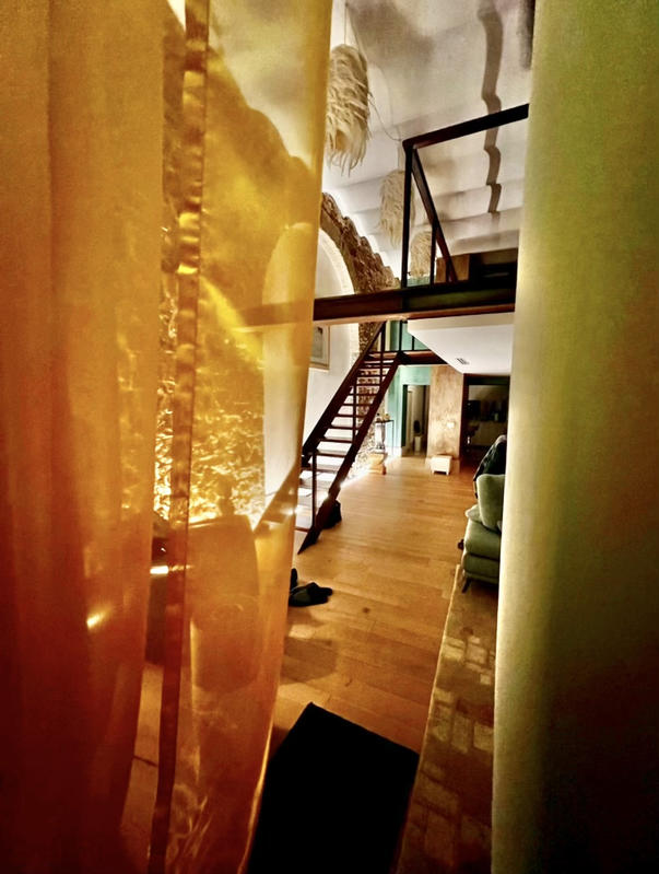 Loft - 83 m² - 3 pièces