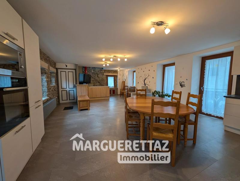 Maison de village - 127 m² - 4 pièces