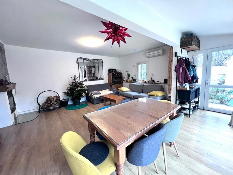 Maison - 96 m² - 4 pièces