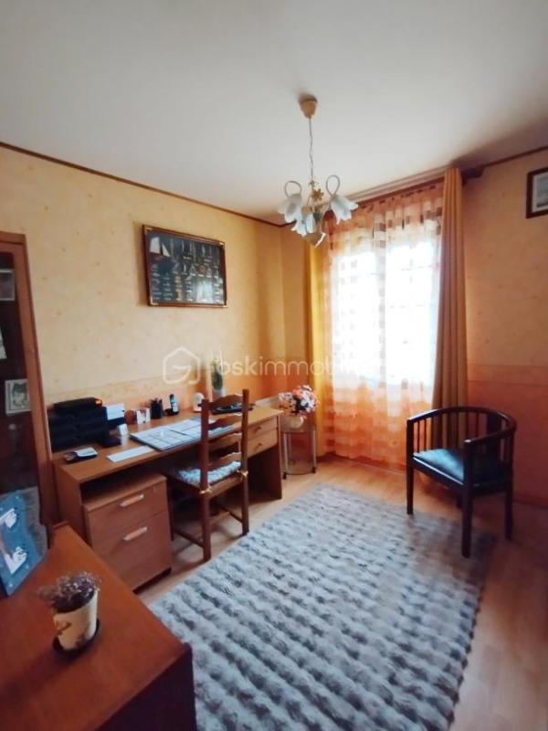 Maison traditionnelle - 170 m² - 7 pièces