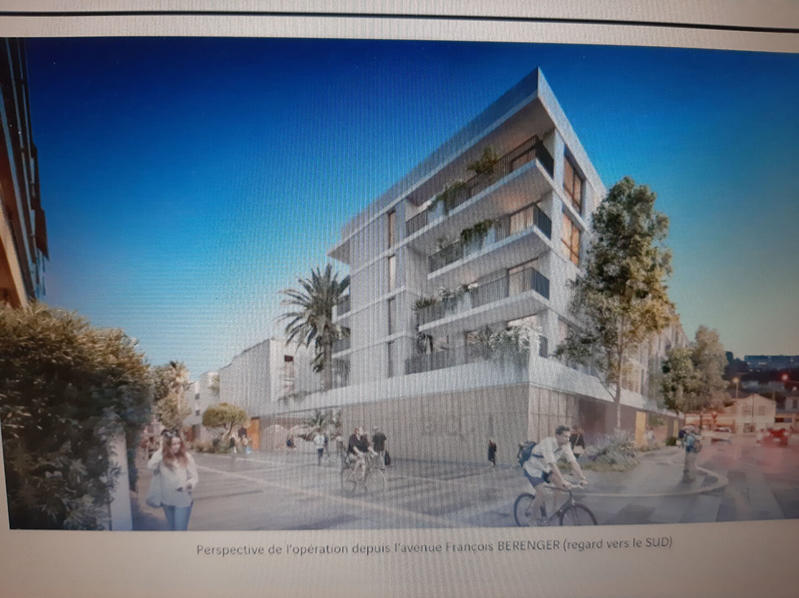 Appartement - 90 m² - 4 pièces