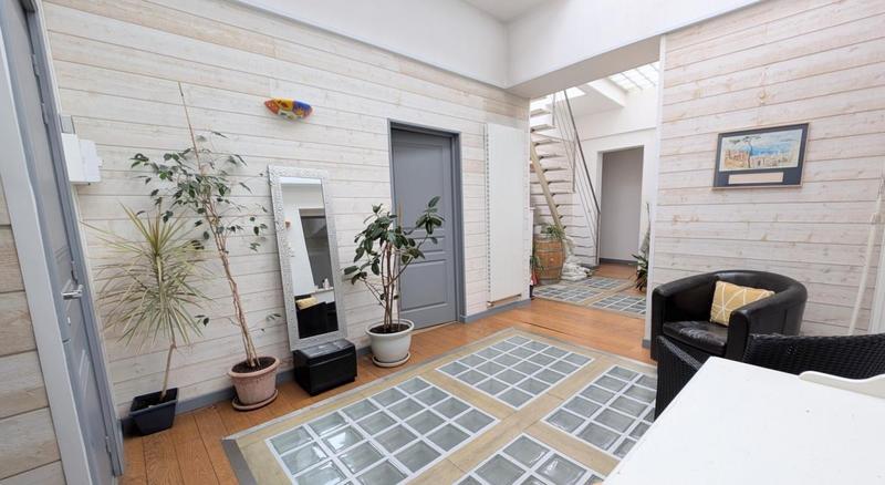 Appartement - 202 m² - 5 pièces