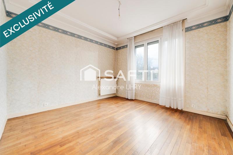 Maison - 250 m² - 8 pièces