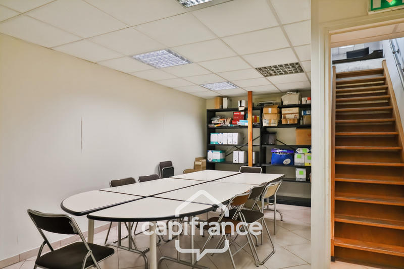 Bureau - 140 m² - 5 pièces