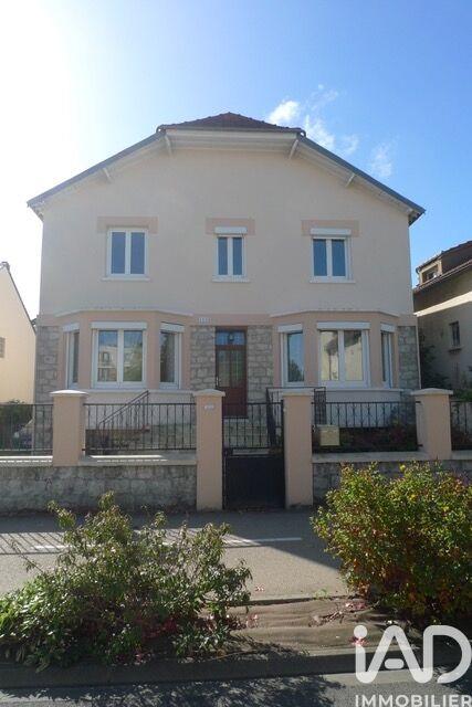 Maison - 180 m² - 7 pièces