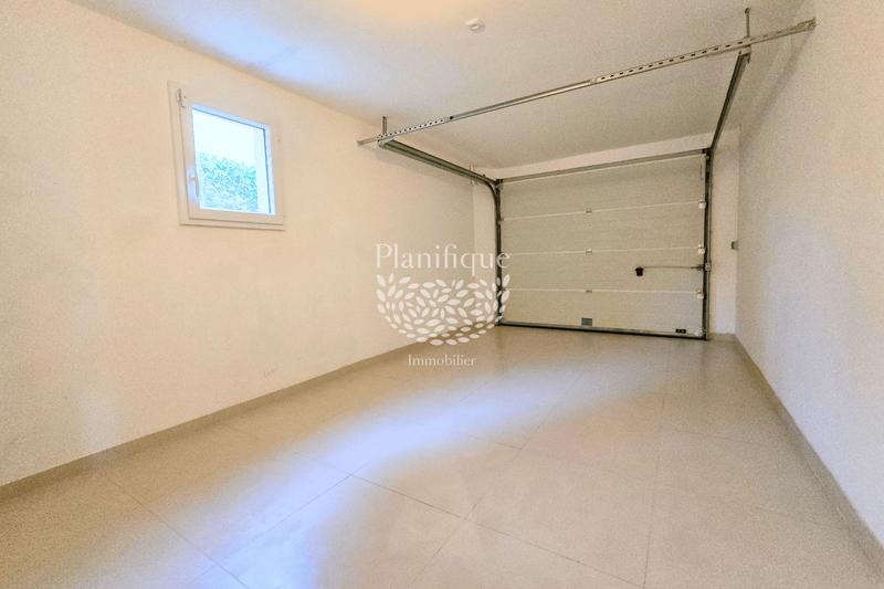 Maison - 104 m² - 4 pièces