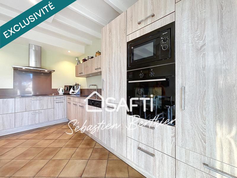 Maison - 195 m² - 6 pièces