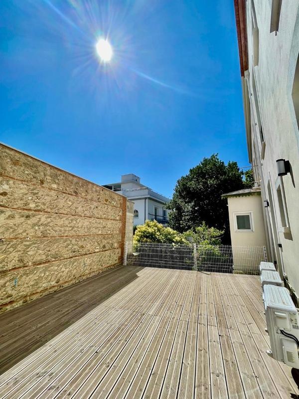 Immeuble - 8 pièces