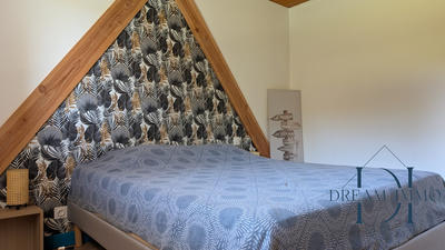 Maison - 235 m² - 7 pièces