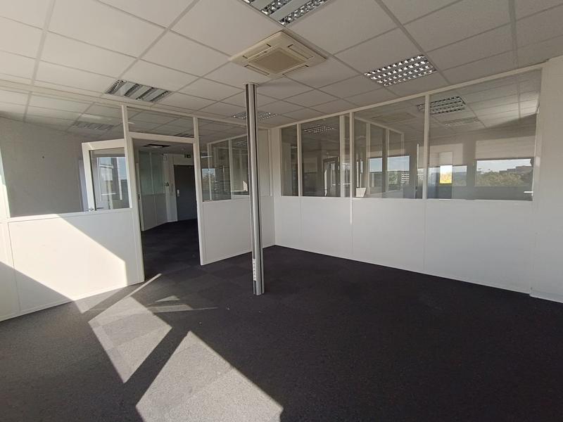 Bureau - 491 m²