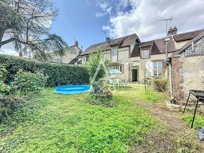 Maison de village - 100 m² - 5 pièces