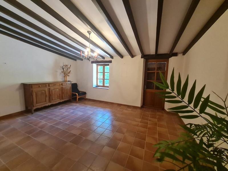 Maison - 204 m² - 7 pièces