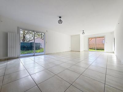 Maison - 215 m² - 7 pièces