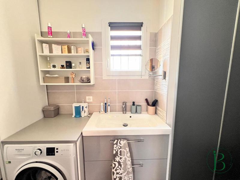 Villa - 121 m² - 6 pièces