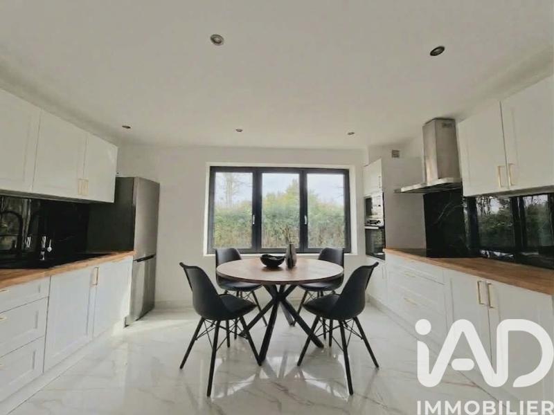 Maison - 87 m² - 4 pièces