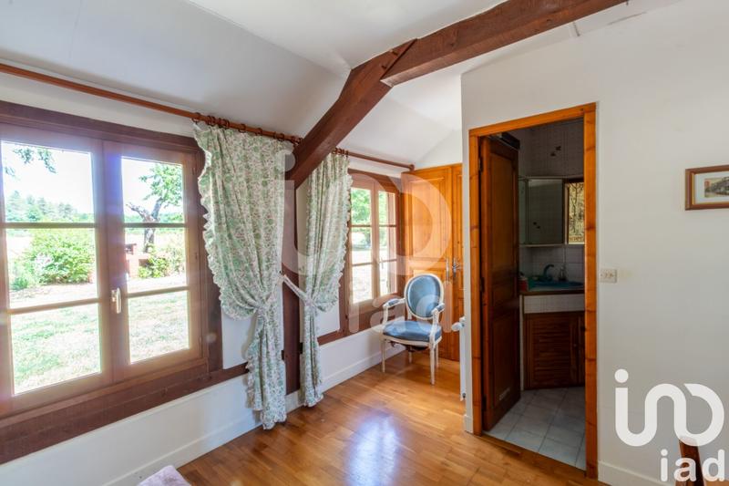 Maison - 203 m² - 8 pièces