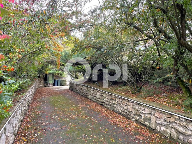 Maison - 178 m² - 6 pièces