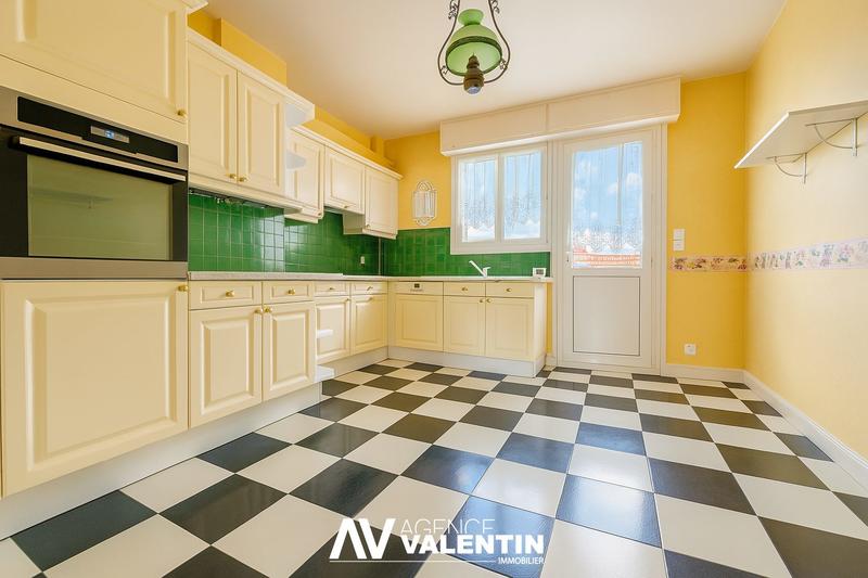 Appartement - 89 m² - 4 pièces