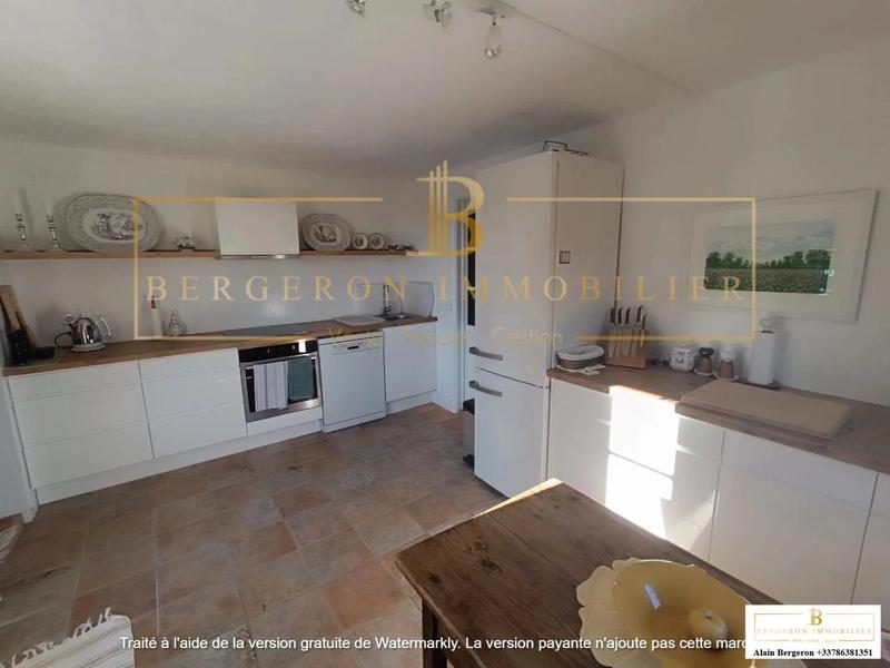 Villa - 185 m² - 6 pièces