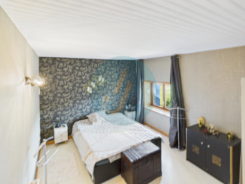 Maison - 115 m² - 6 pièces