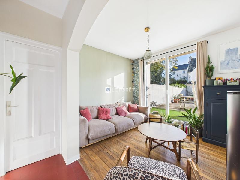 Appartement - 100 m² - 5 pièces