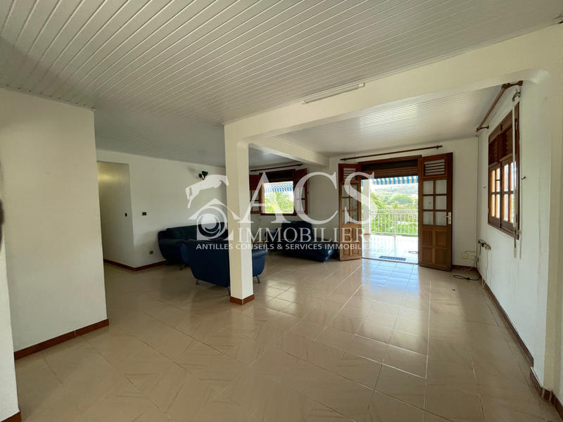 Appartement - 97 m² - 4 pièces