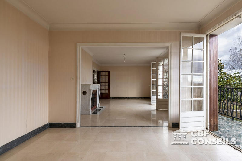 Maison - 160 m² - 8 pièces