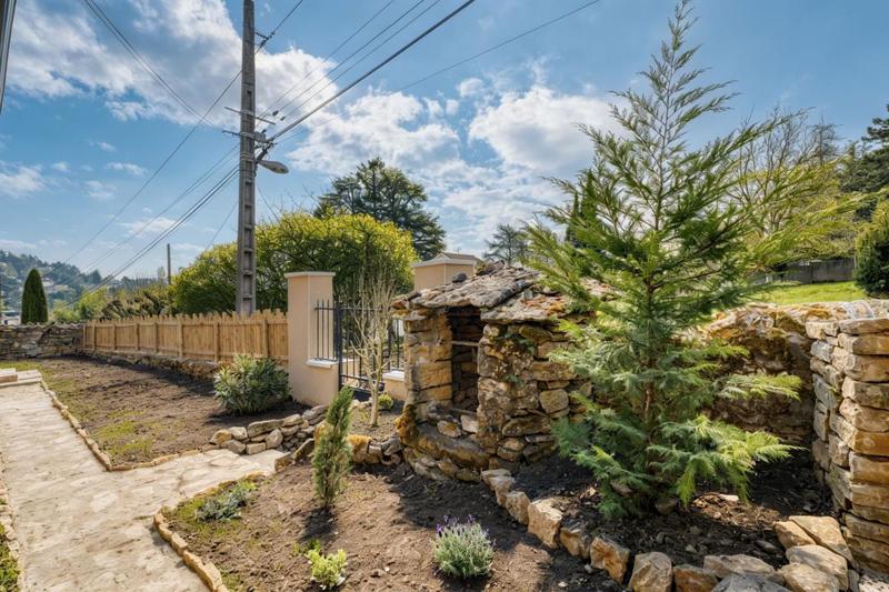 Maison - 86 m² - 4 pièces