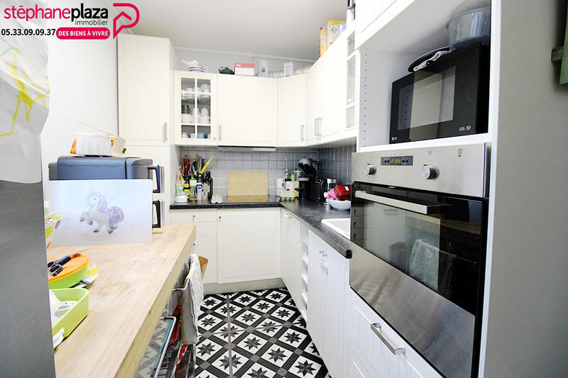 Appartement - 81 m² - 4 pièces