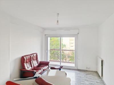 Appartement - 70 m² - 4 pièces