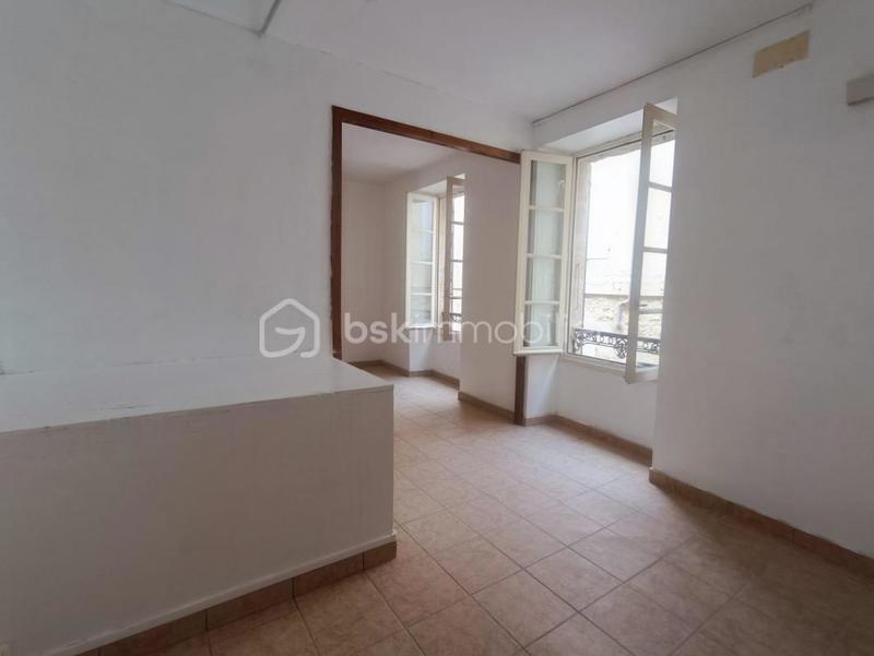 Immeuble - 90 m² - 4 pièces