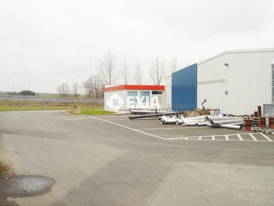Local d'activités - 1 516 m²